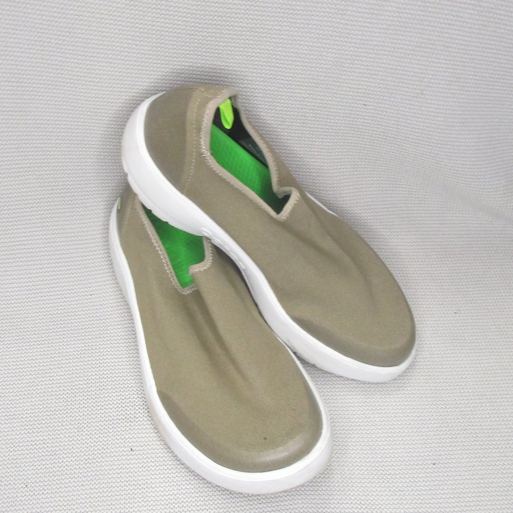 OOFOS Womens Oomg Eezee Low Tan Casual Flats Sneakers Slip On 9.5